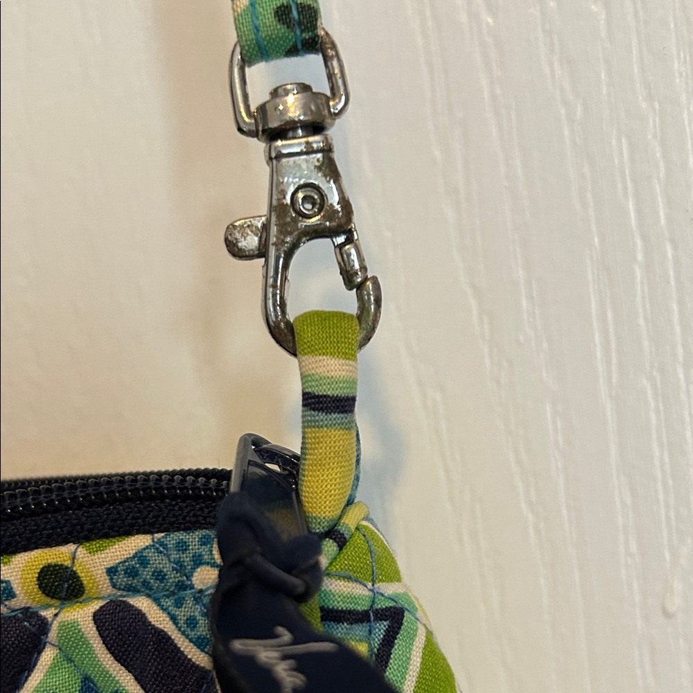 Vera Bradley RETIRED Daisy Daisy  design Lime Green & Blue Patterned Women's Bag - Picture 5 of 6